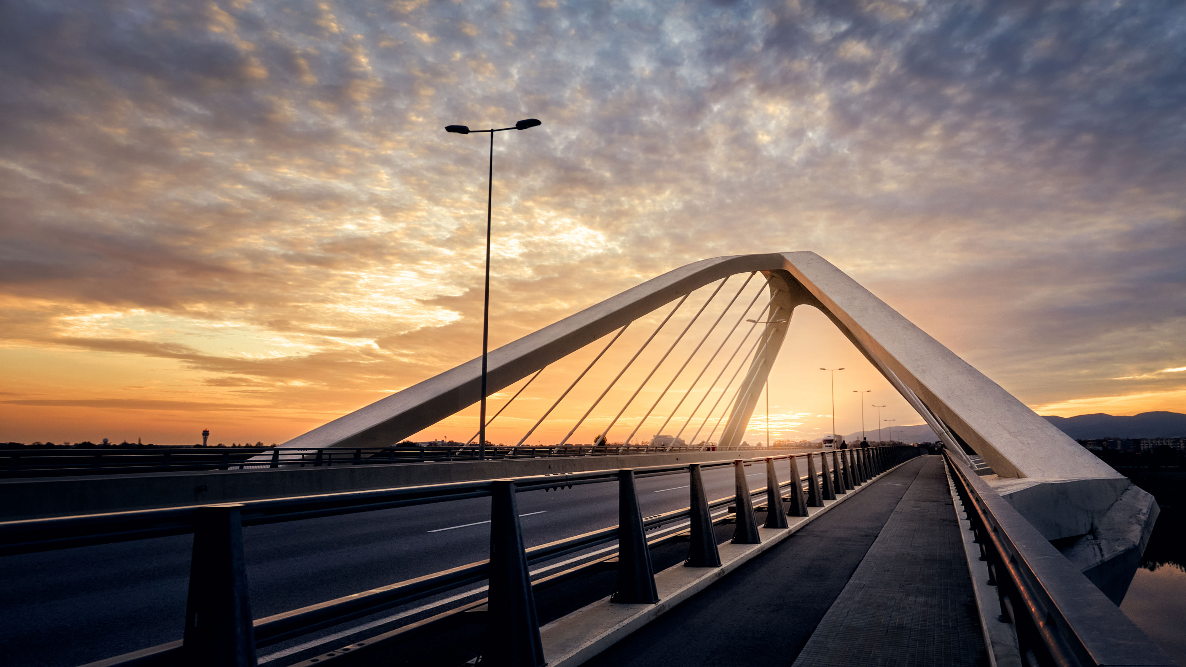 Sunset_At_Nelson_Mandela_Bridge_Prat_Catalonia