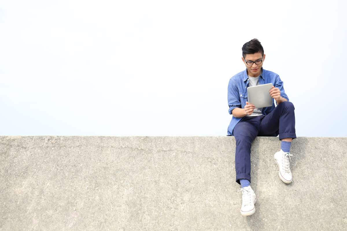 man with personal tablet