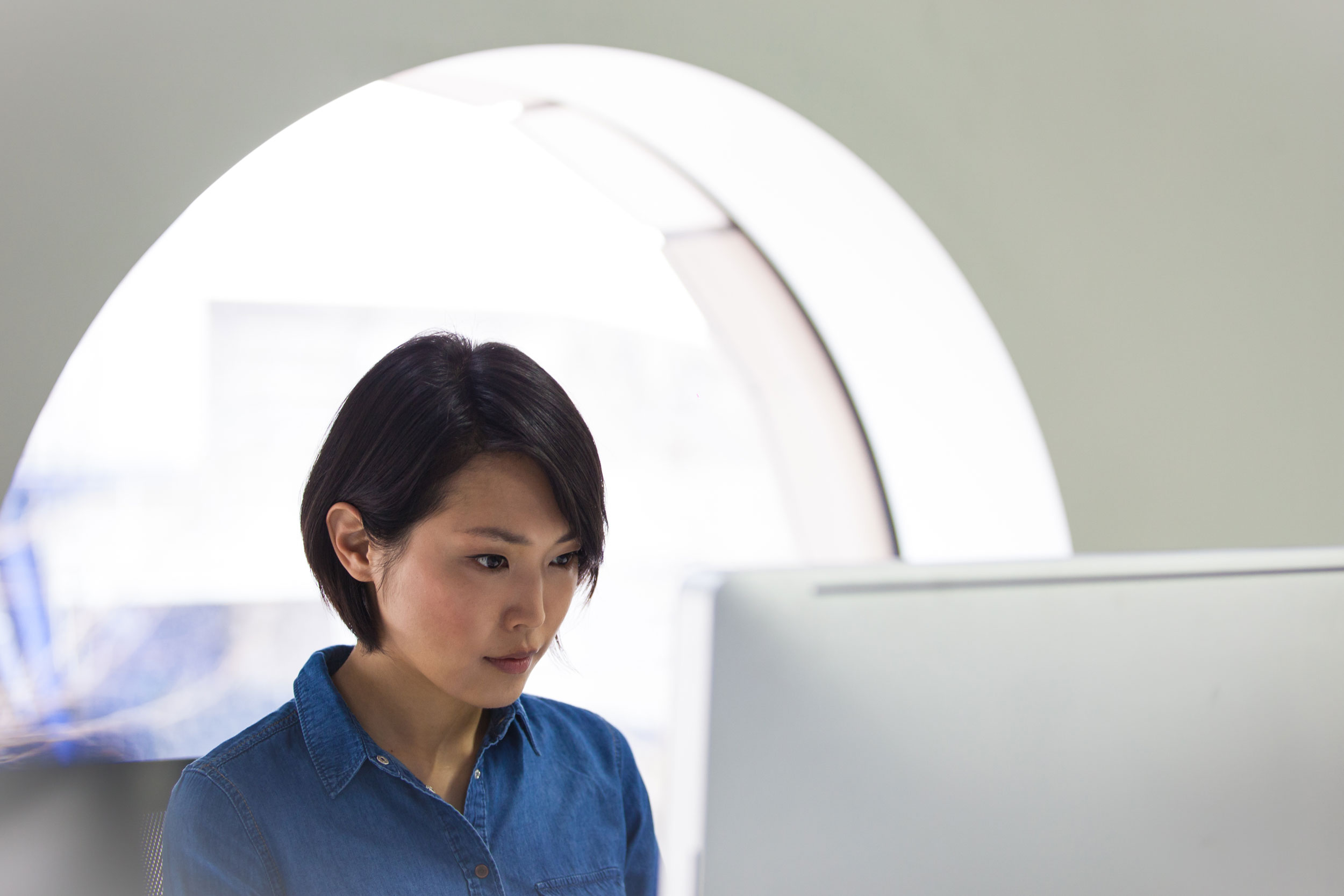 Woman_Working_on_Computer Woman_Working_on_Computer