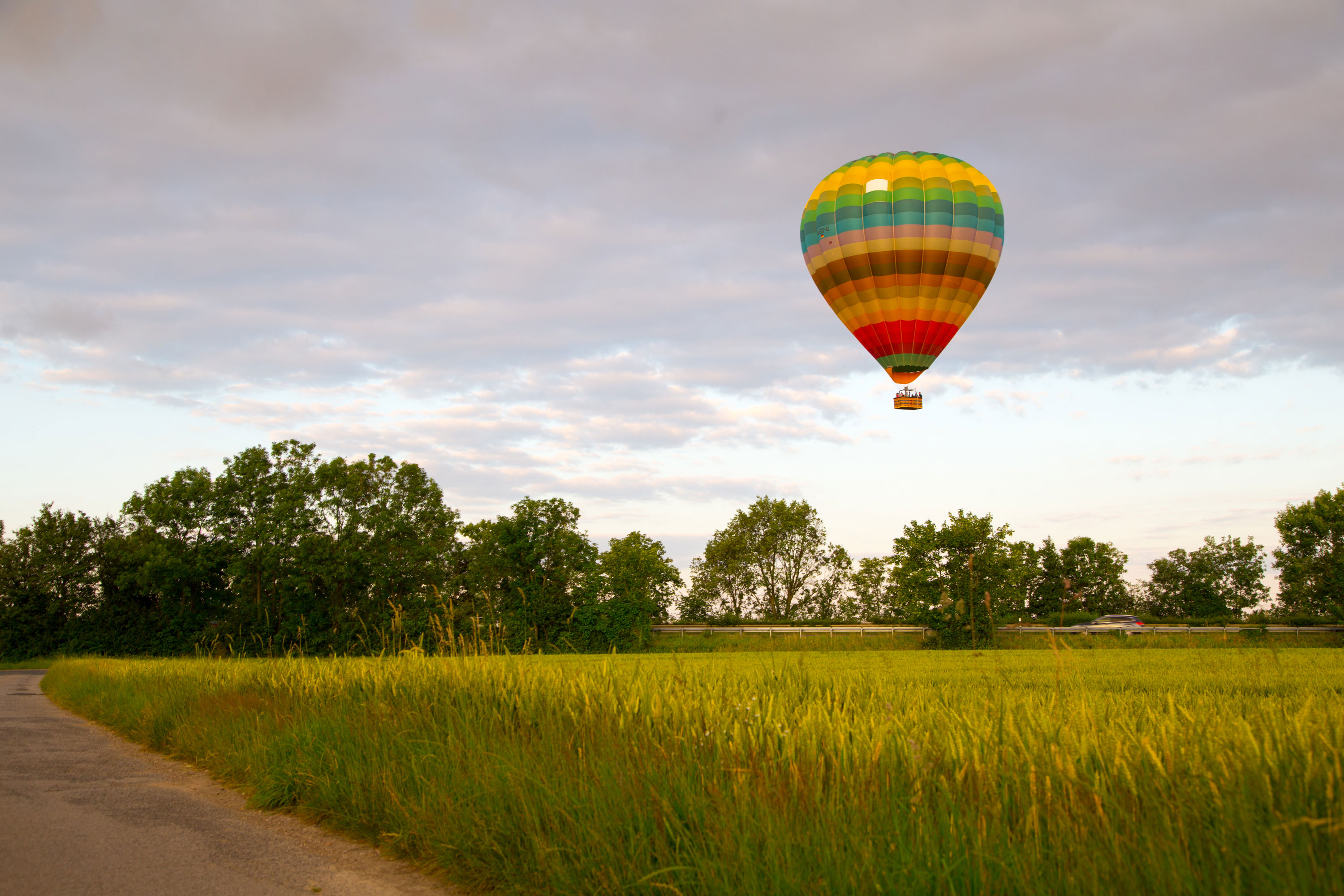 Scenic_Hot_Air_Balloon Scenic_Hot_Air_Balloon
