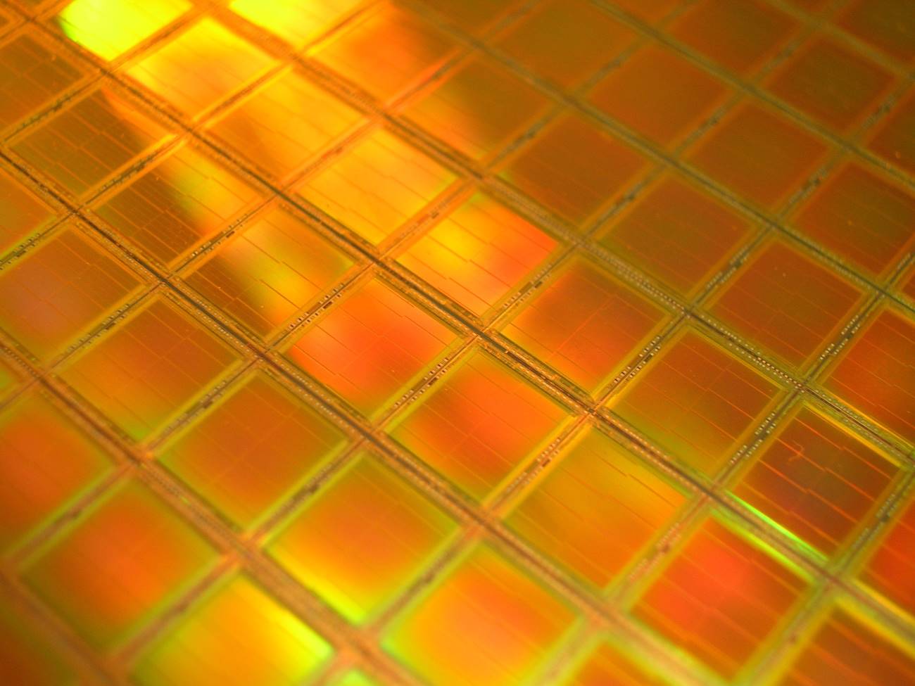 Gold_Wafer_Closeup